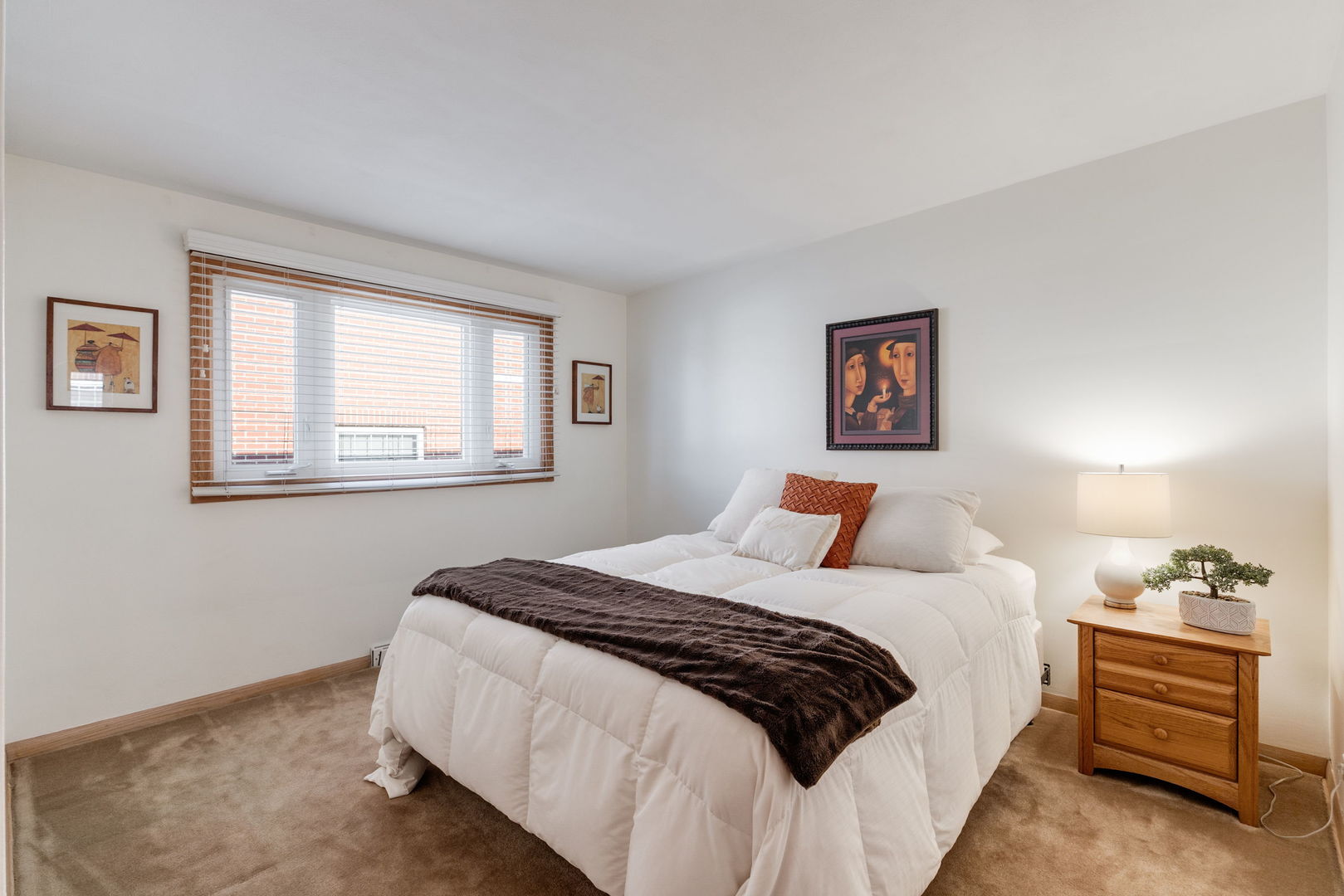 11140 Windsor Drive, Westchester, IL 60154