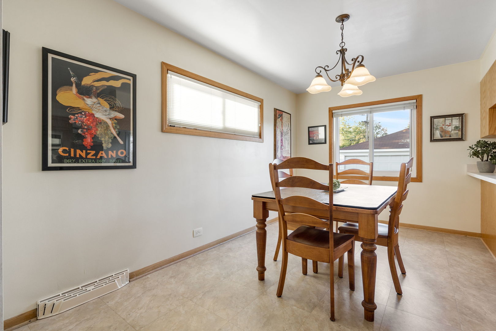 11140 Windsor Drive, Westchester, IL 60154