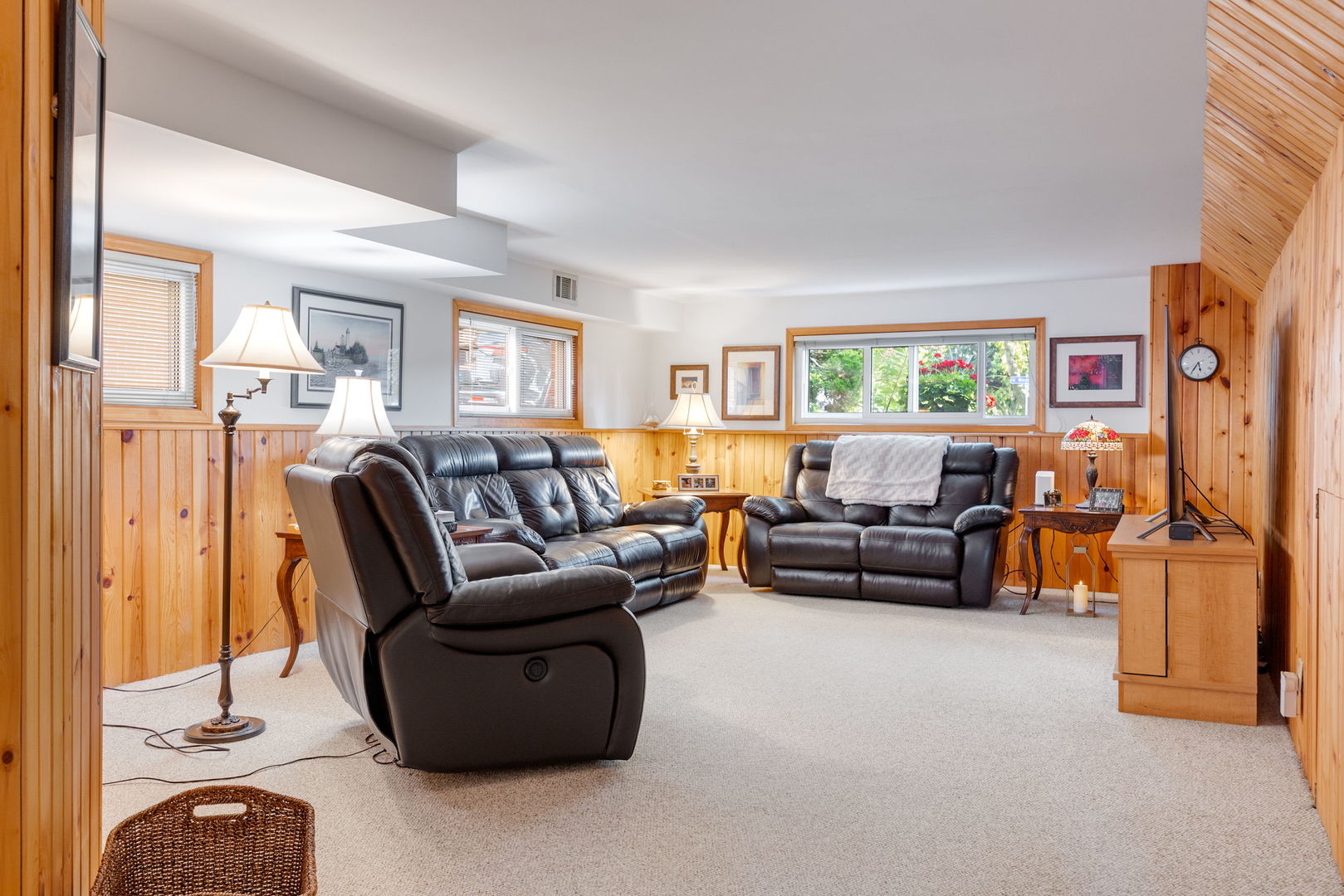 11140 Windsor Drive, Westchester, IL 60154