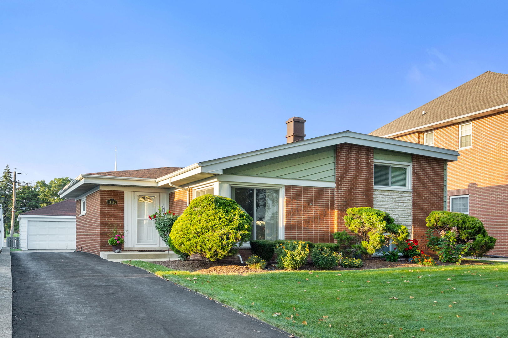 11140 Windsor Drive, Westchester, IL 60154