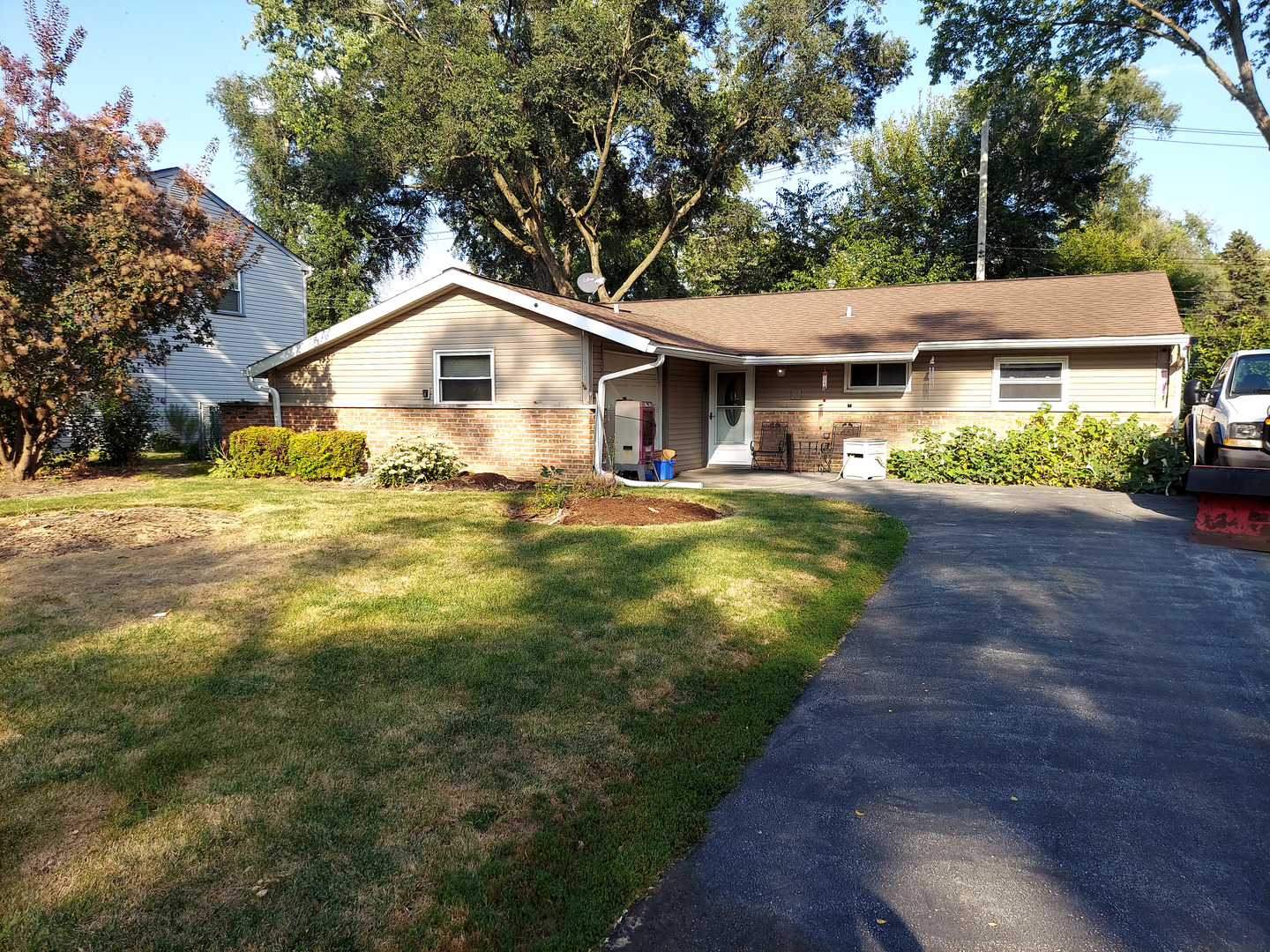 144 N Pinecrest Road, Bolingbrook, IL 60440