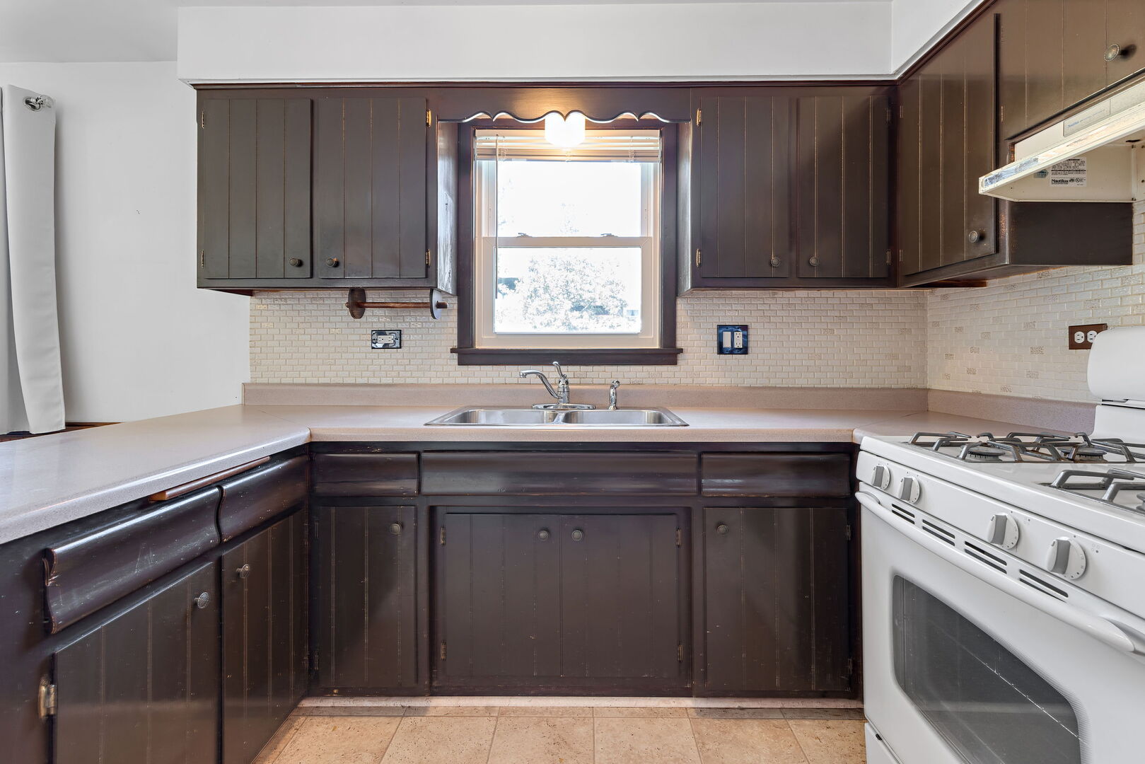 10800 S Avenue G, Chicago, IL 60617