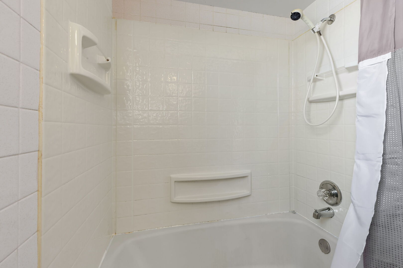 10800 S Avenue G, Chicago, IL 60617