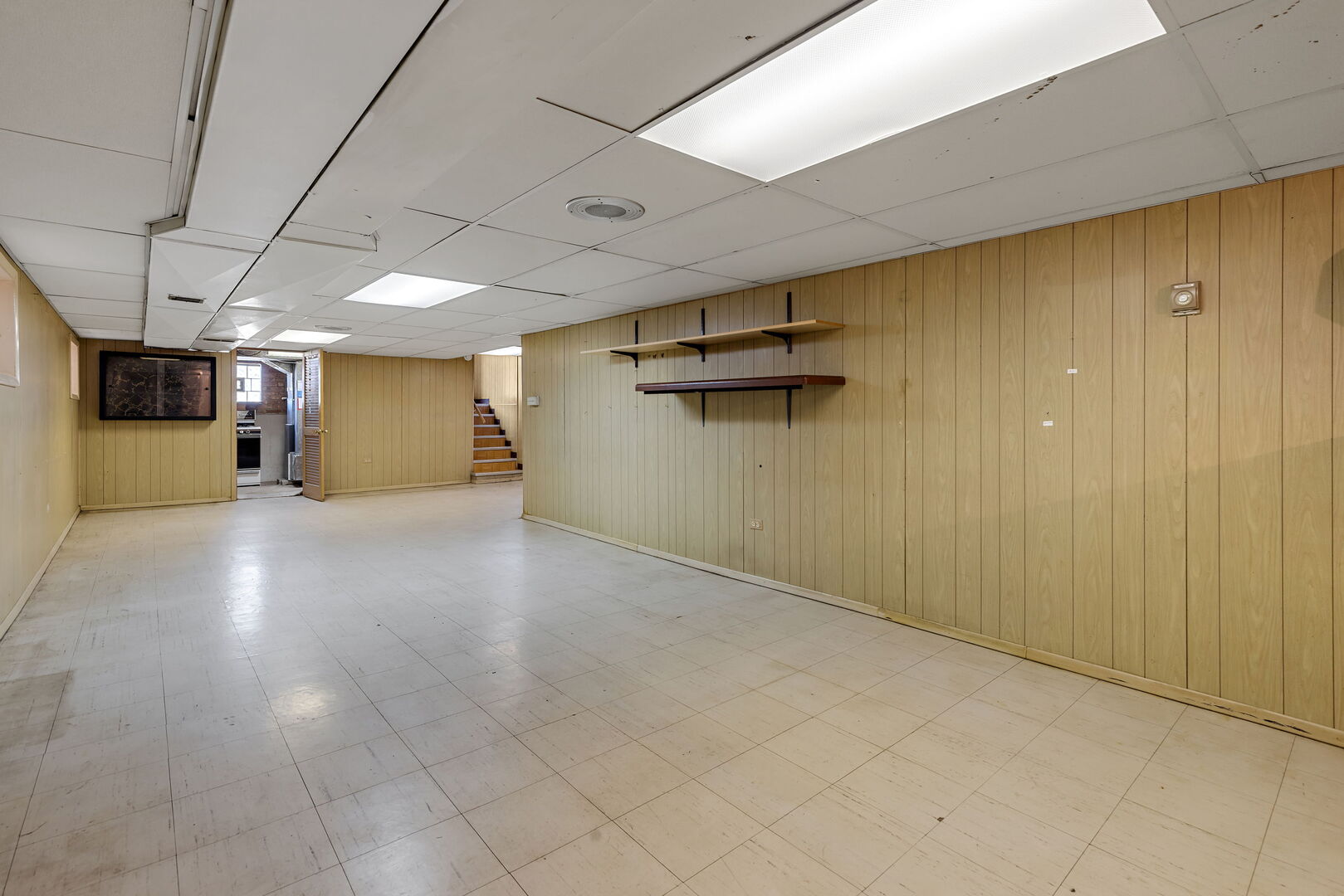 10800 S Avenue G, Chicago, IL 60617