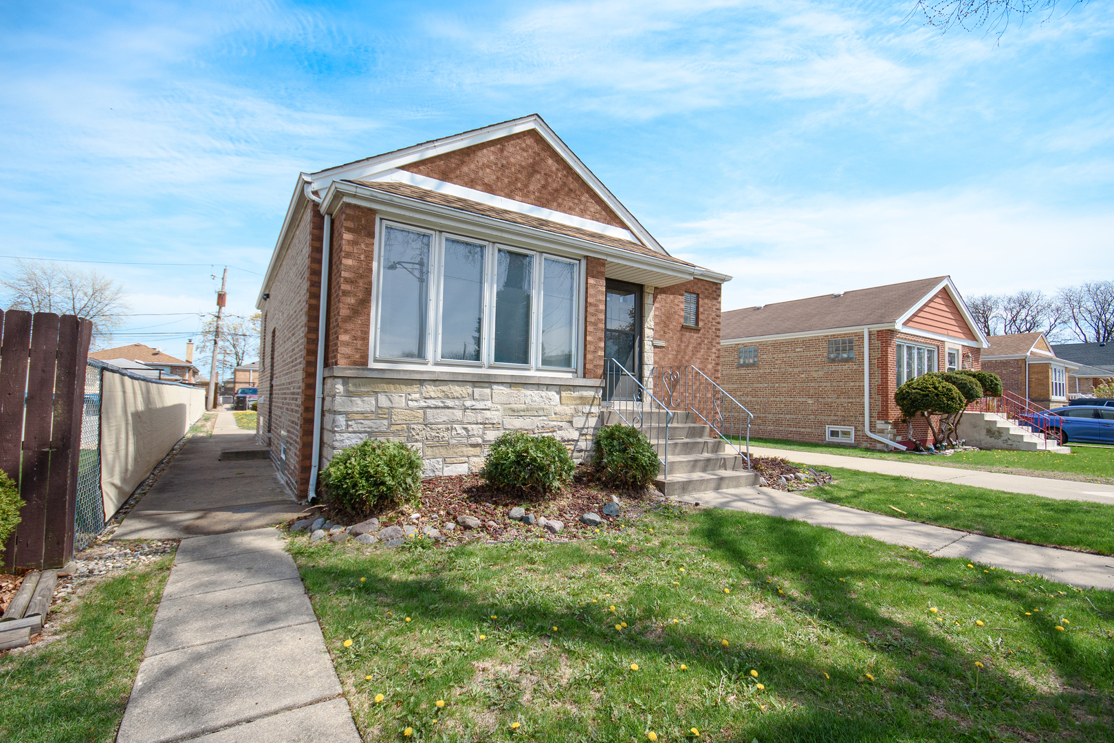 5533 S Menard Avenue, Chicago, IL 60638