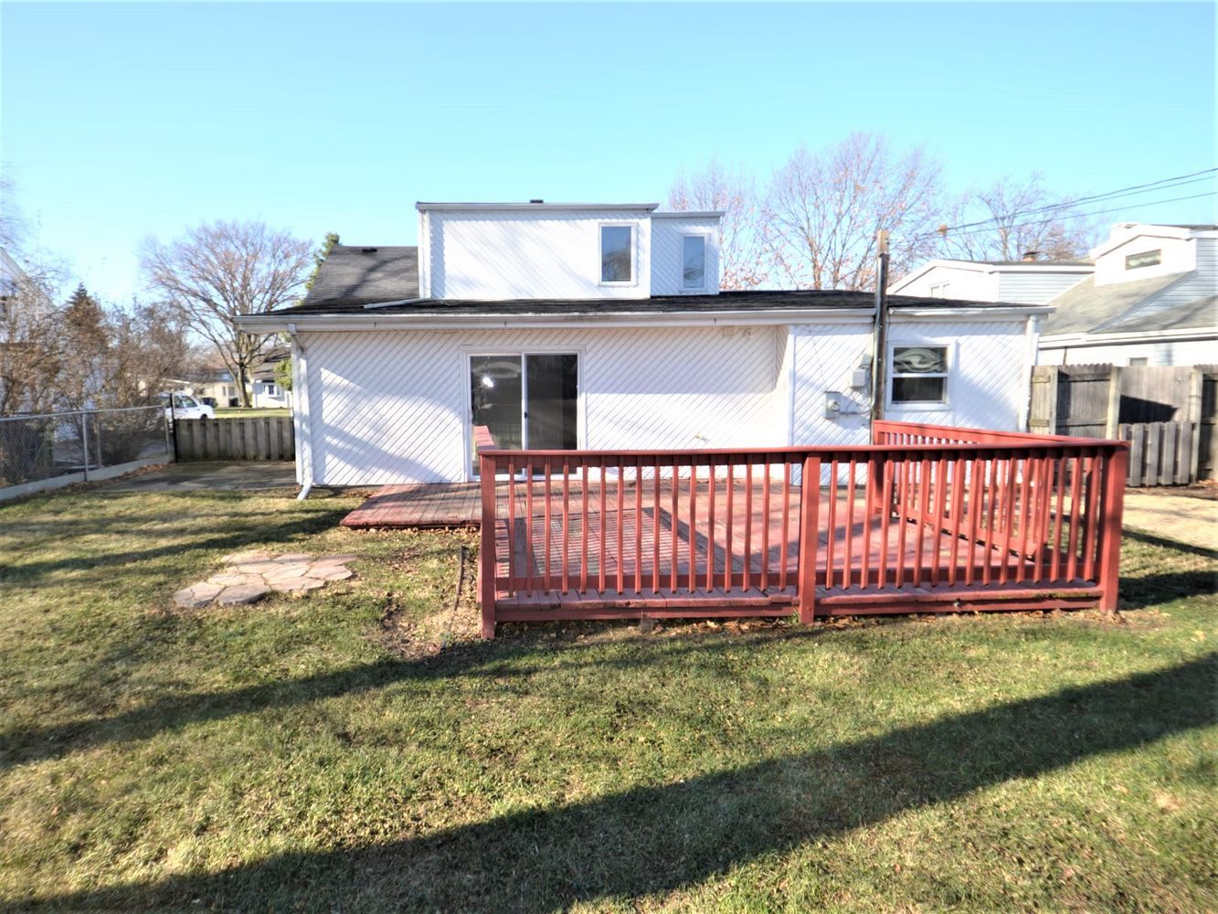 9121 Mayfield Avenue, Oak Lawn, IL 60453
