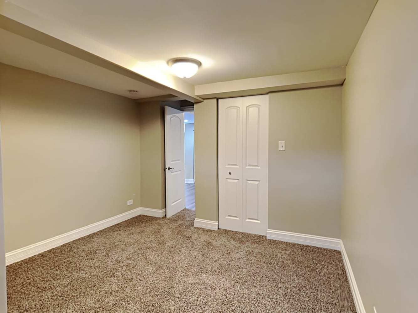 9121 Mayfield Avenue, Oak Lawn, IL 60453