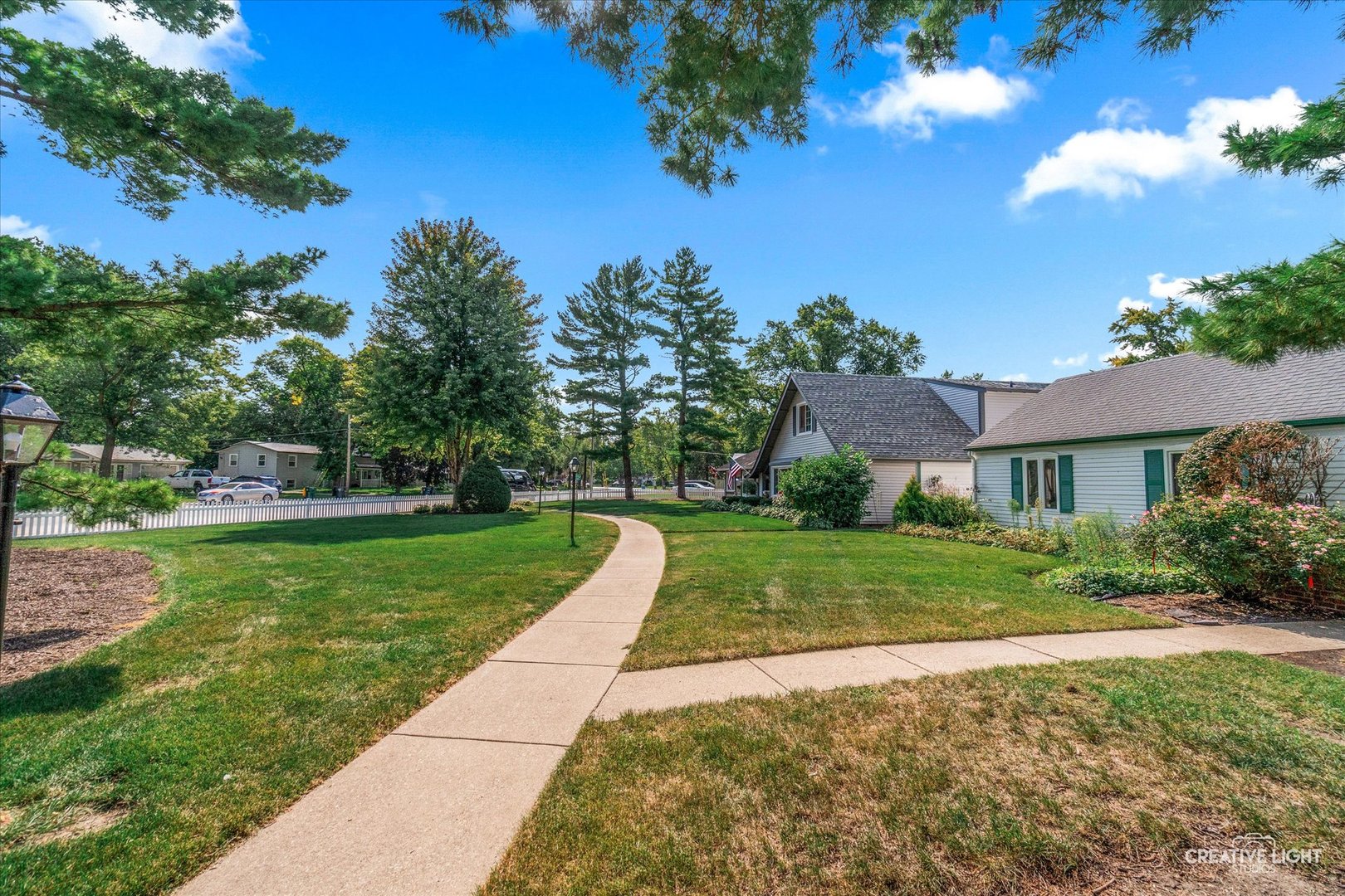 117 Boulder Hill Pass #117, Montgomery, IL 60538