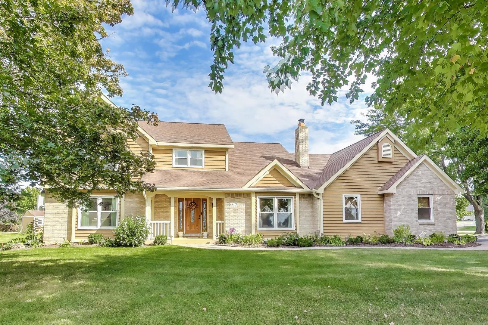1710 Elm Street, Spring Grove, IL 60081