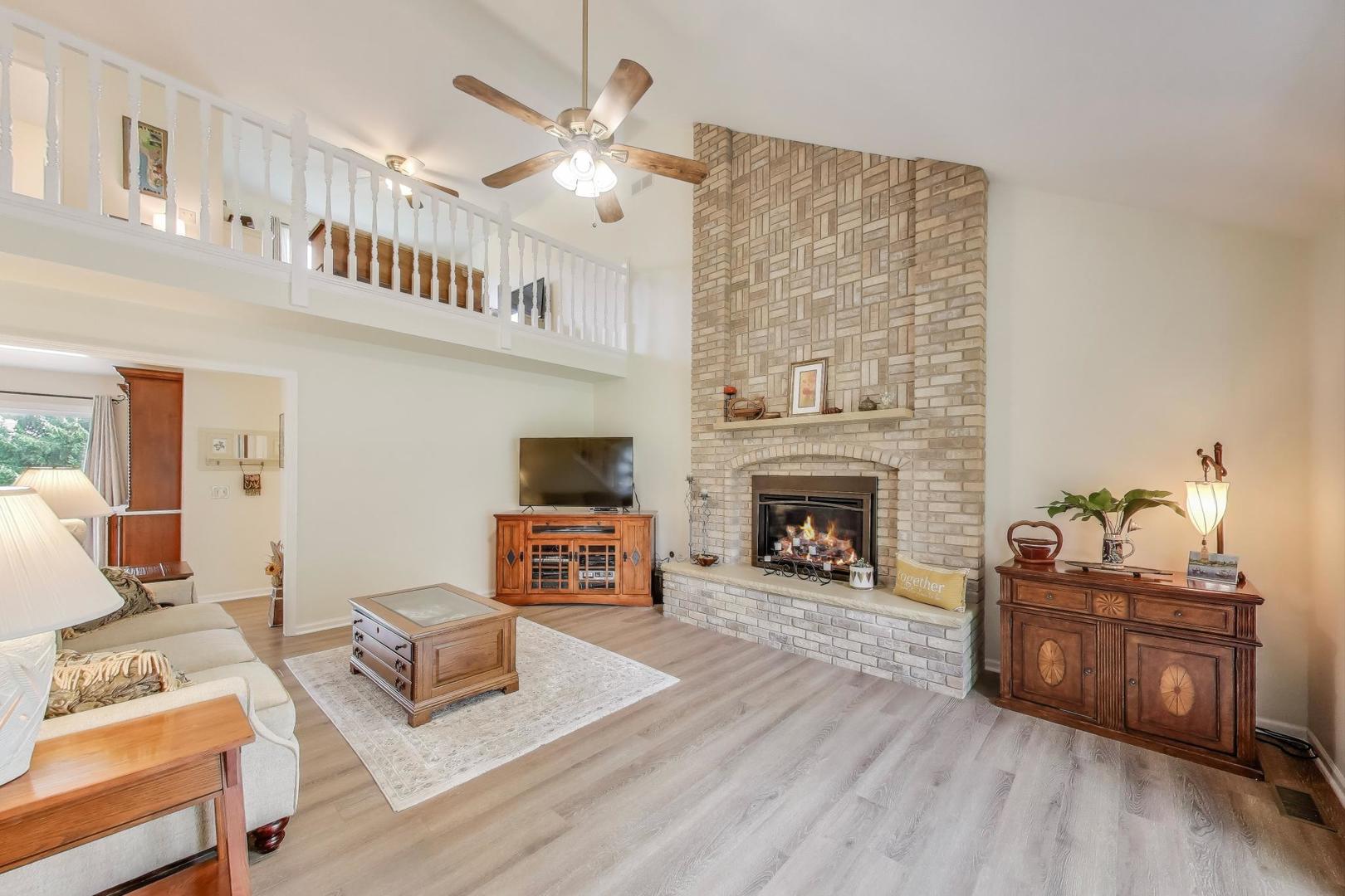 1710 Elm Street, Spring Grove, IL 60081