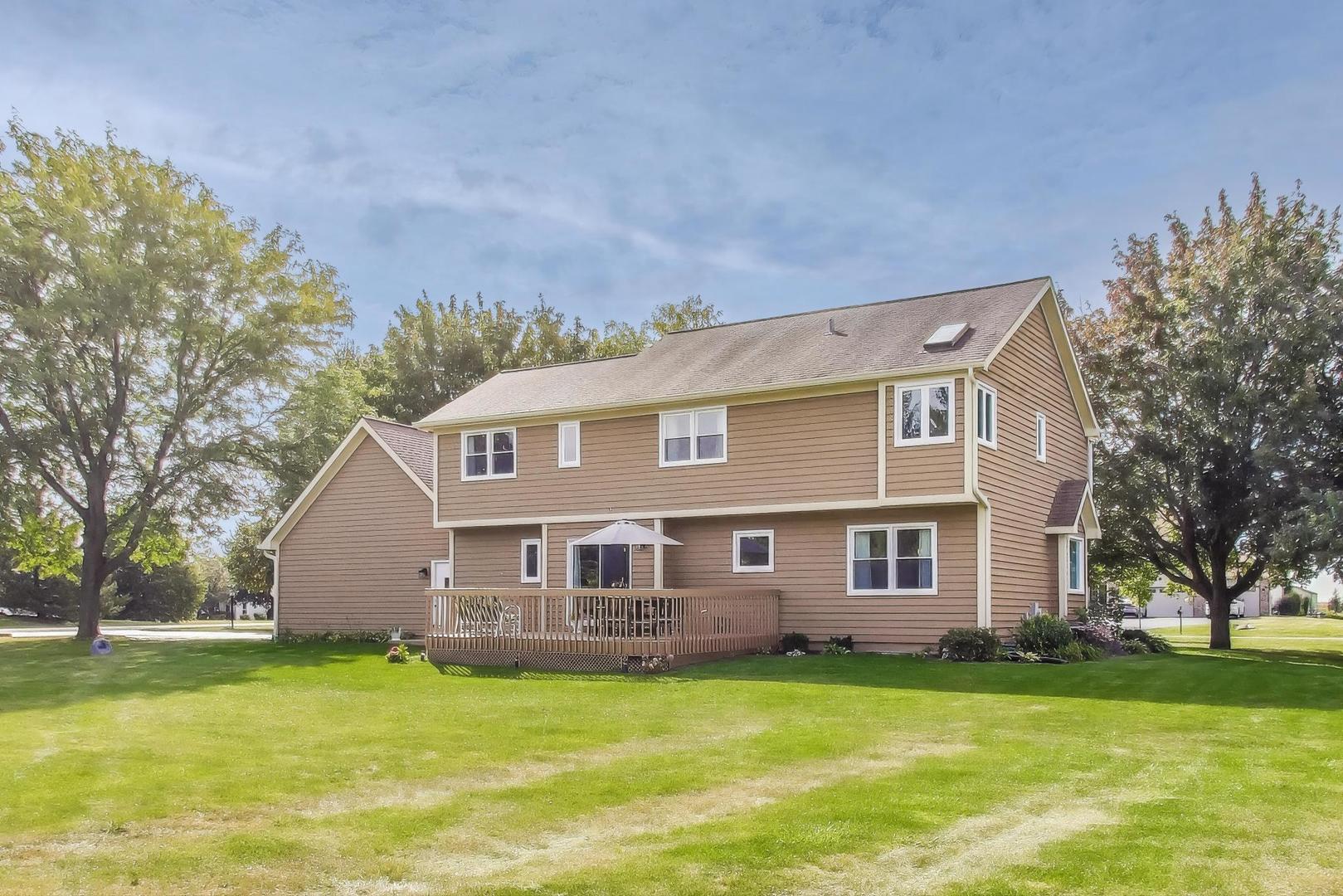 1710 Elm Street, Spring Grove, IL 60081