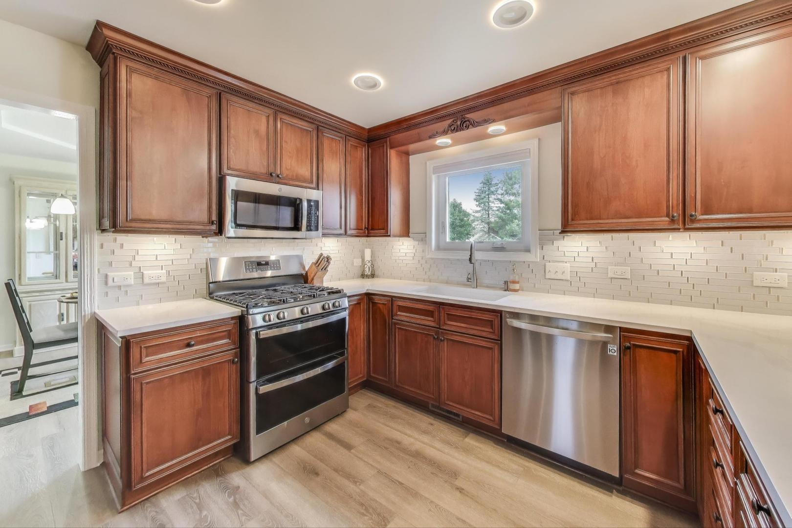 1710 Elm Street, Spring Grove, IL 60081