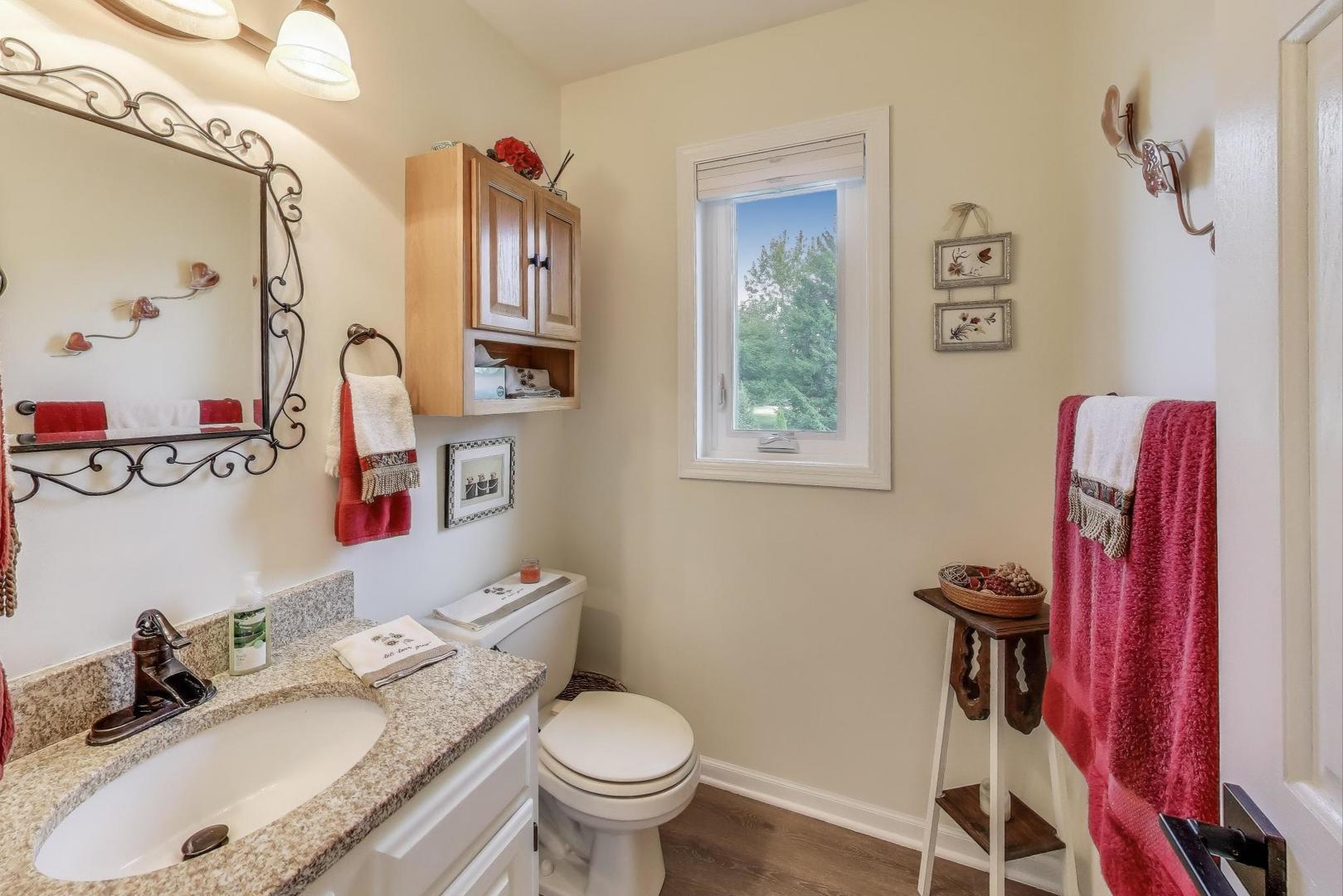 1710 Elm Street, Spring Grove, IL 60081