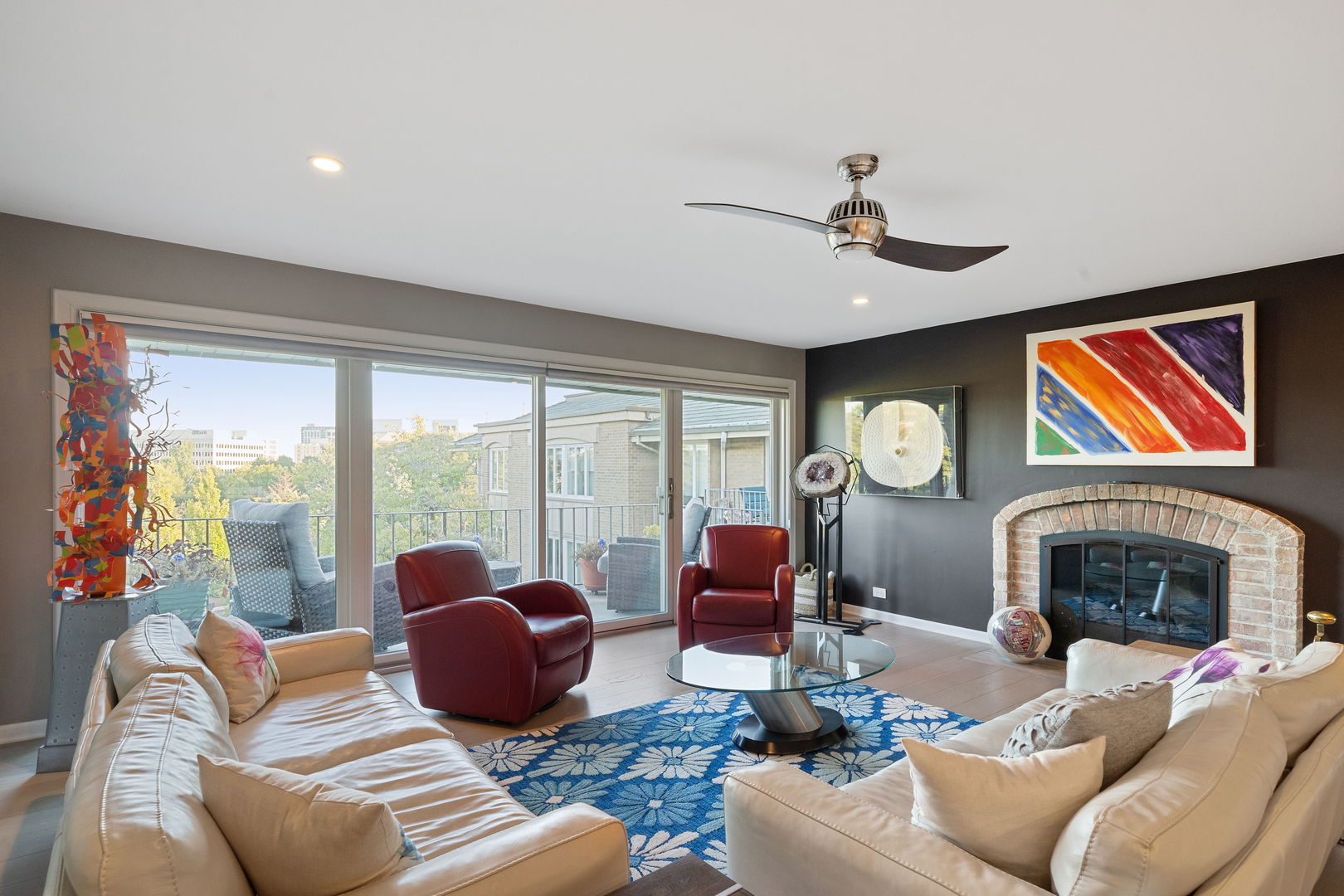 1 Oak Brook Club Drive #A301, Oak Brook, IL 60523