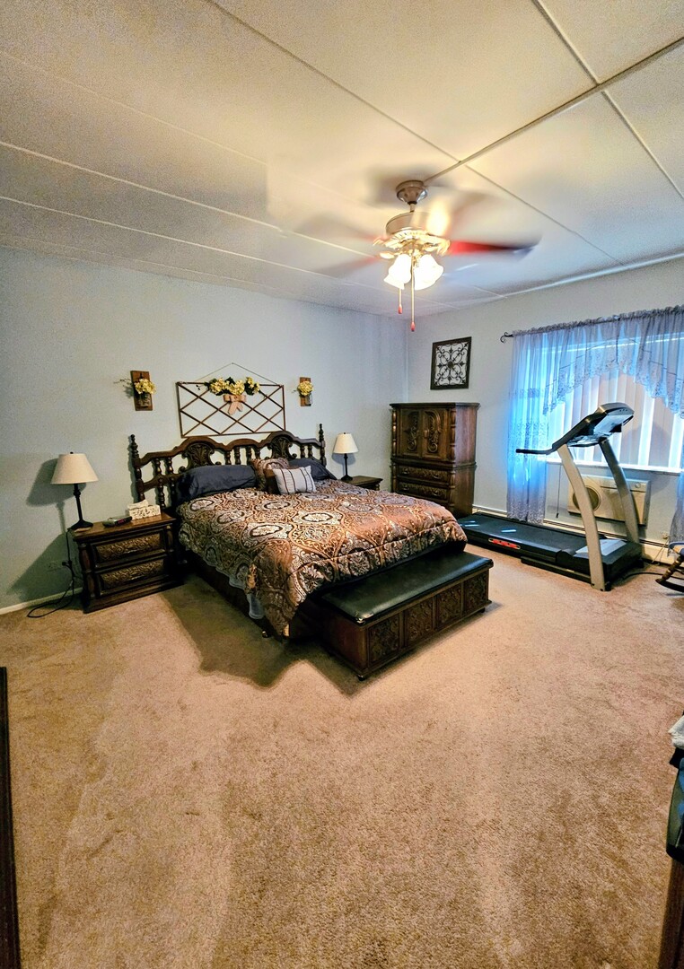 224 S Oak Park Avenue #1B, Oak Park, IL 60302