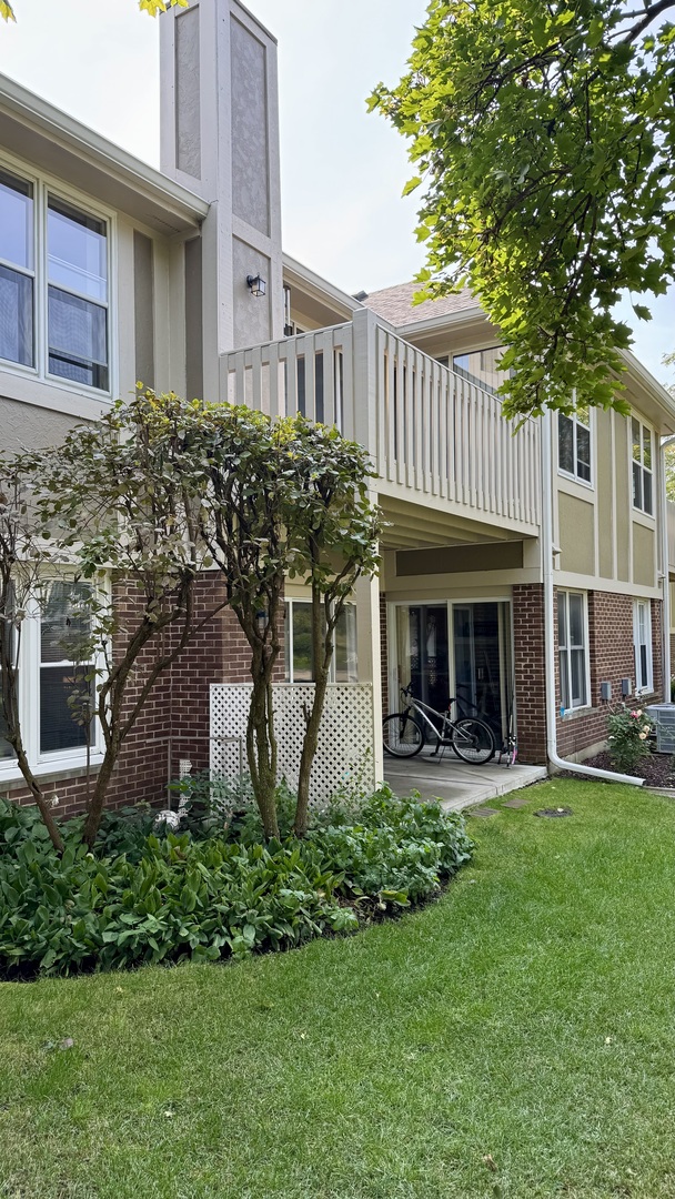 240 Southwick Court #240, Vernon Hills, IL 60061
