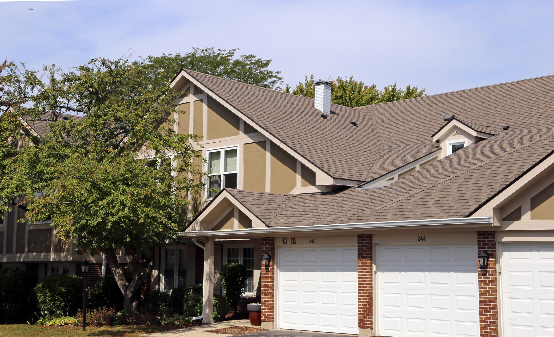 240 Southwick Court #240, Vernon Hills, IL 60061