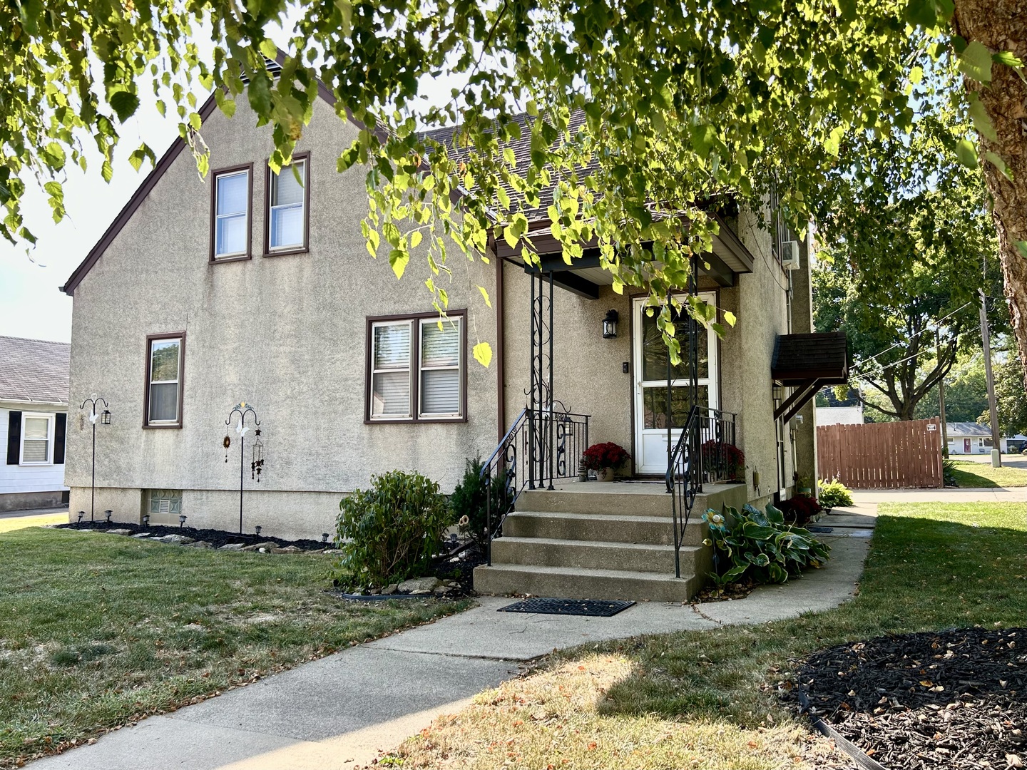 1822 Fulton Street, Peru, IL 61354