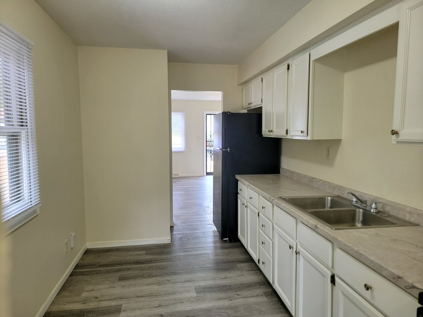 1606 Indiana Street, Bloomington, IL 61701