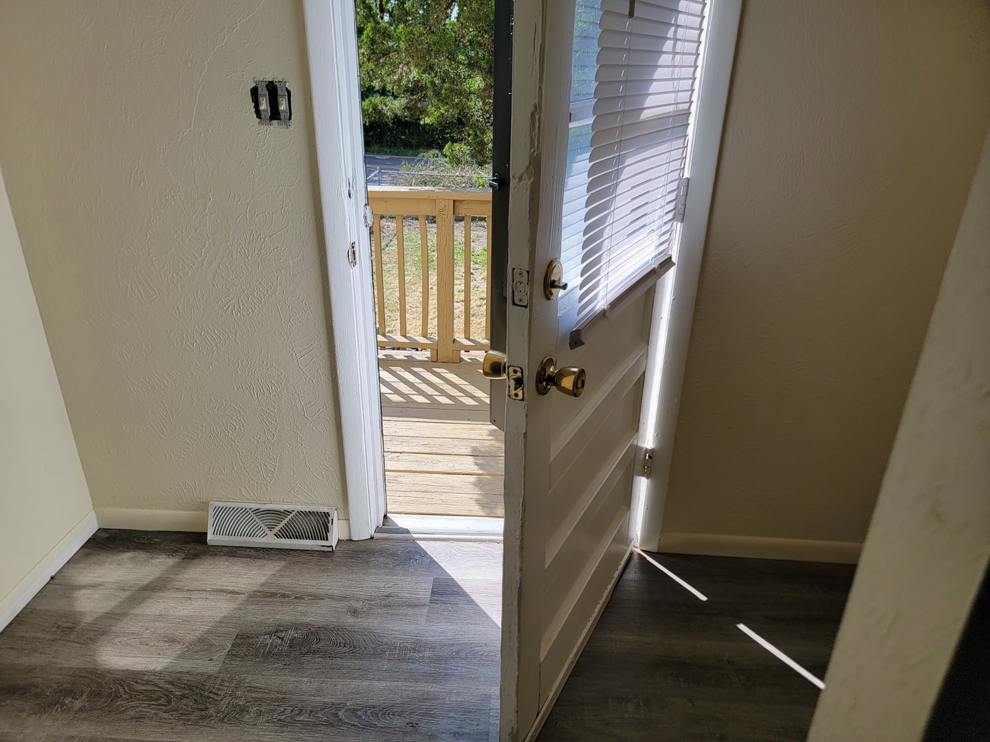 1606 Indiana Street, Bloomington, IL 61701