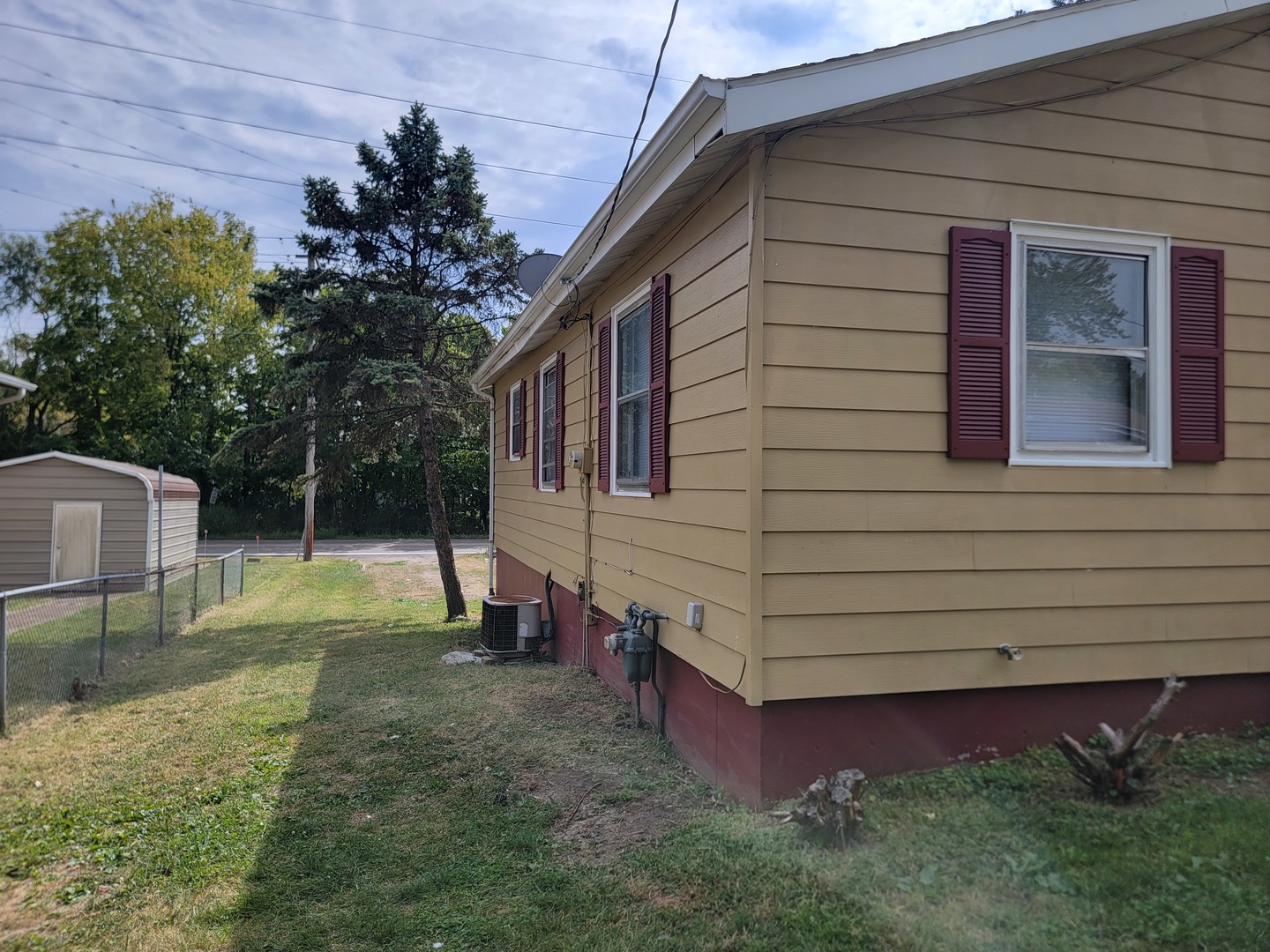 1606 Indiana Street, Bloomington, IL 61701