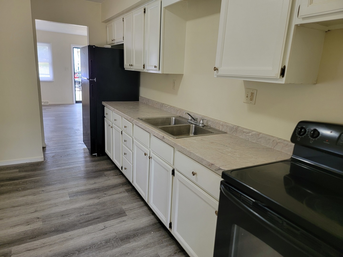 1606 Indiana Street, Bloomington, IL 61701