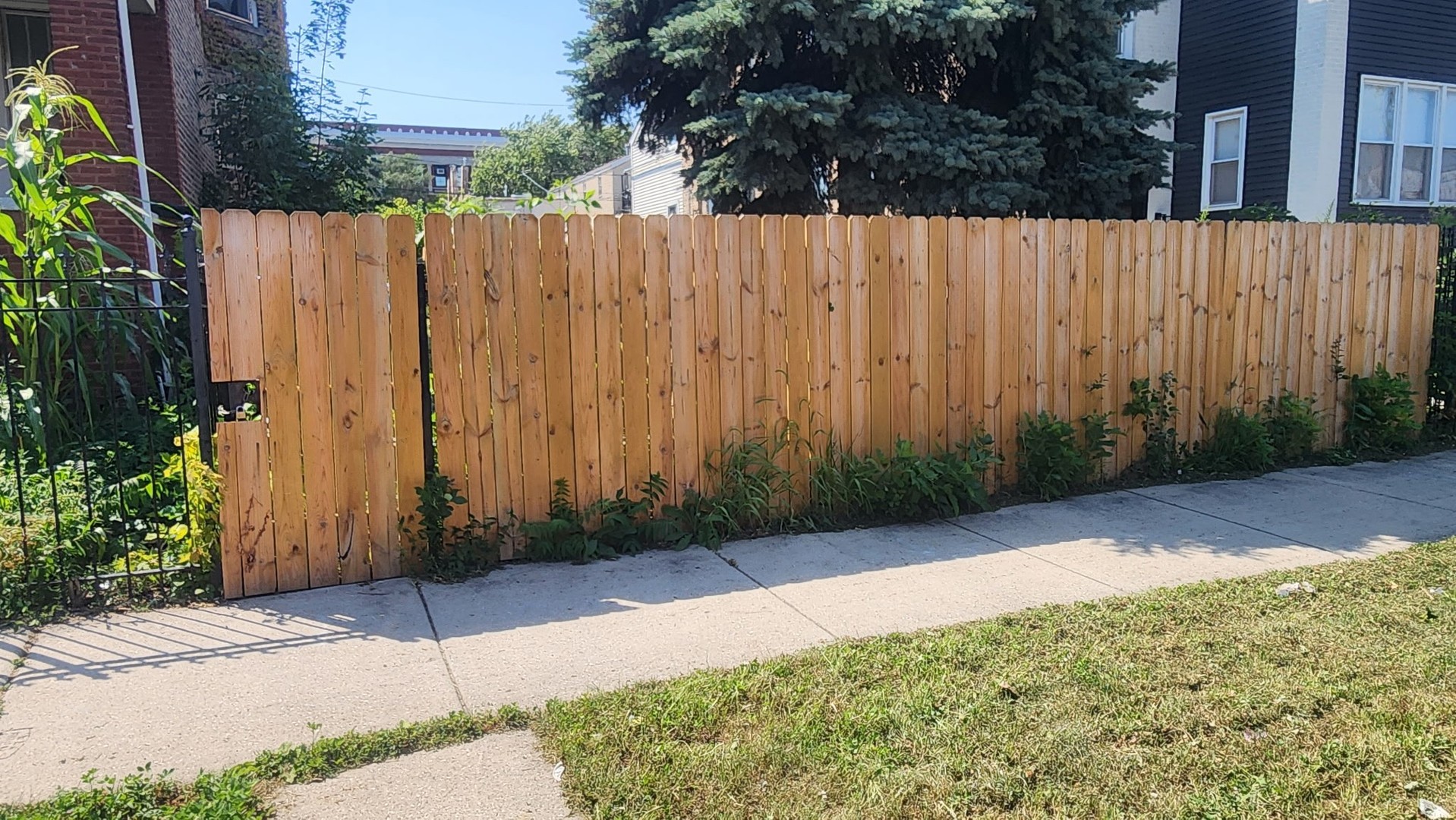 210 N Laporte Avenue, Chicago, IL 60644