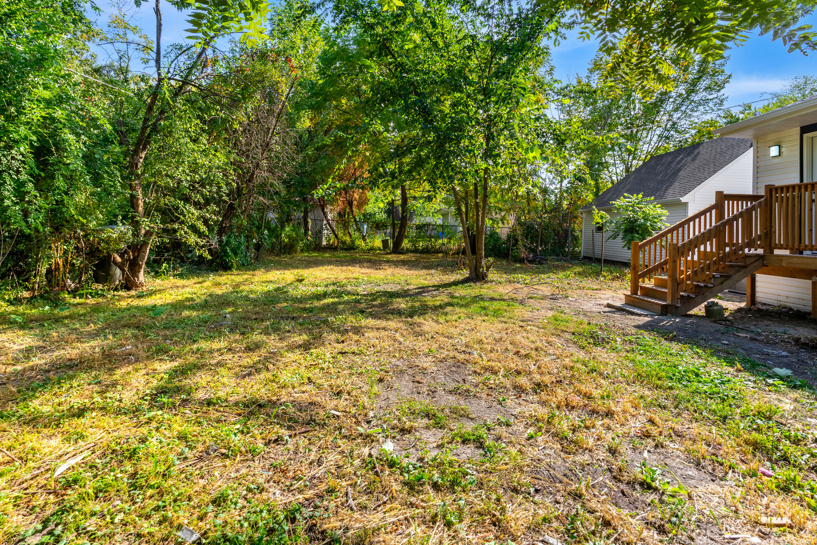 319 Grandview Drive, Round Lake Park, IL 60073