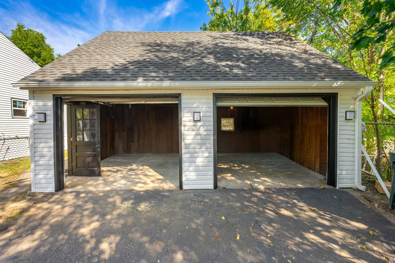 319 Grandview Drive, Round Lake Park, IL 60073
