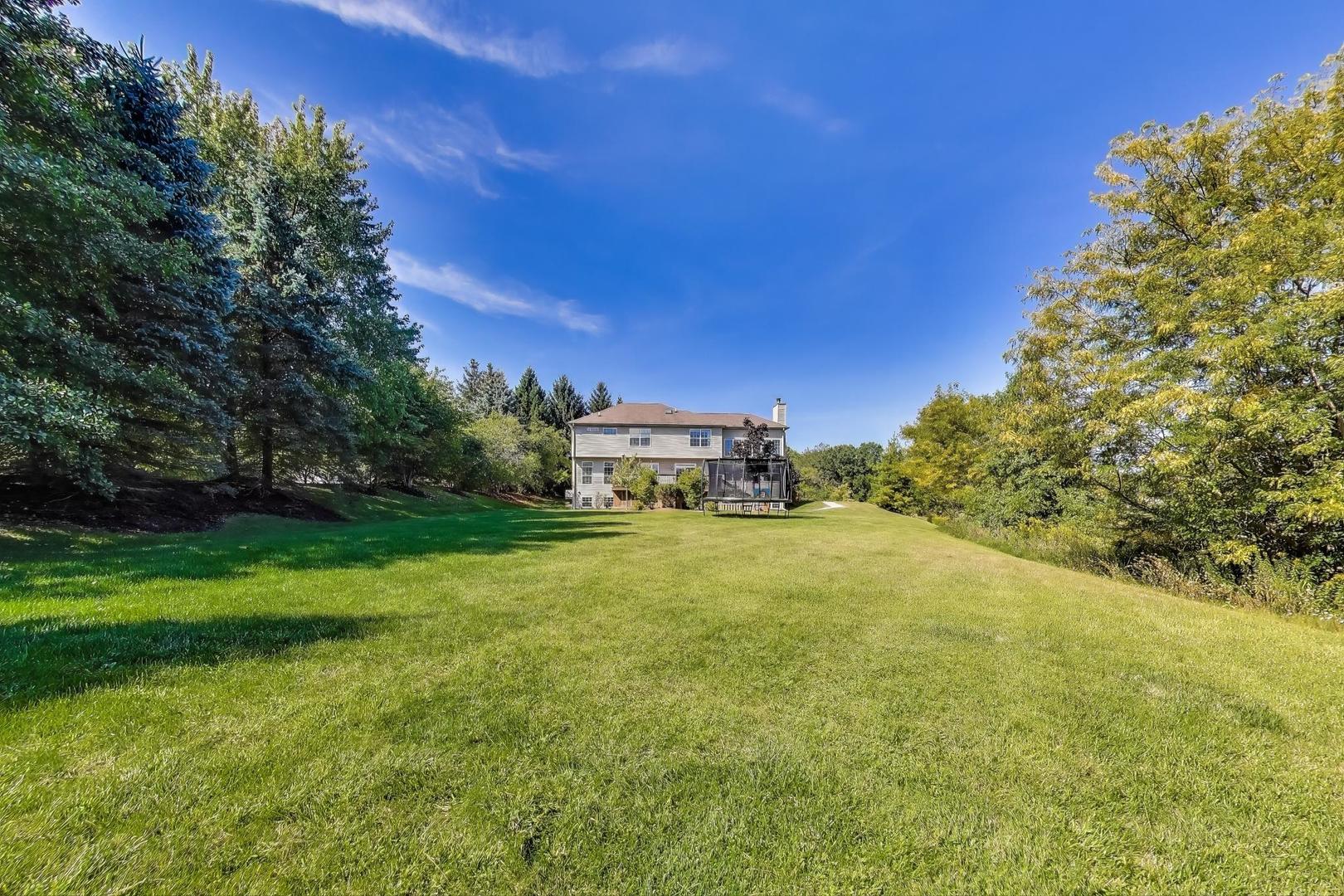 5205 Notting Hill Road, Gurnee, IL 60031