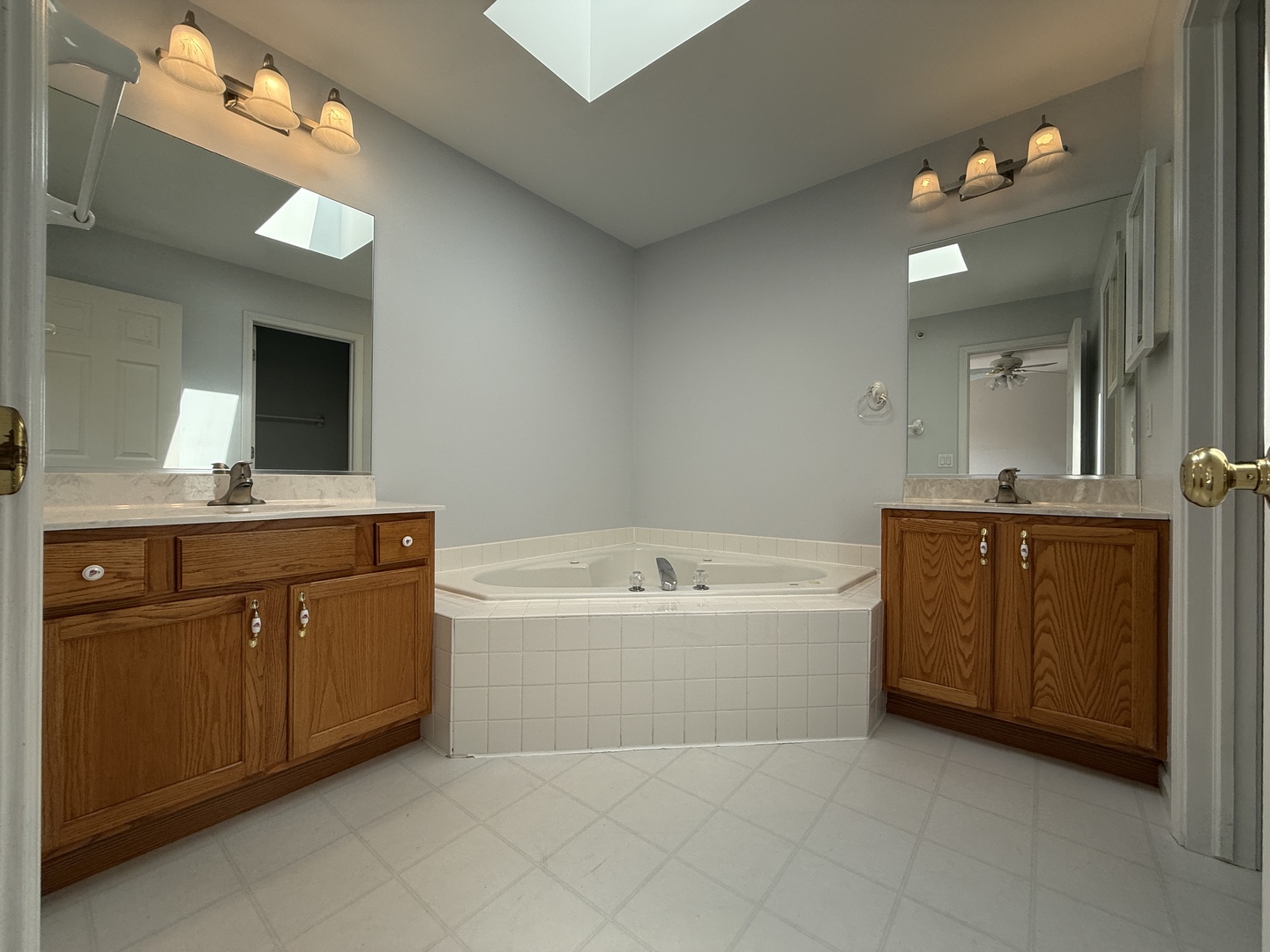 1315 Chestnut Lane, Yorkville, IL 60560
