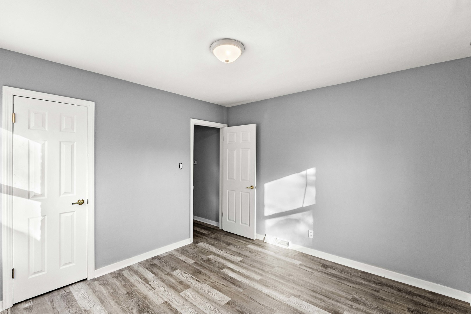 32 166th Place, Calumet City, IL 60409