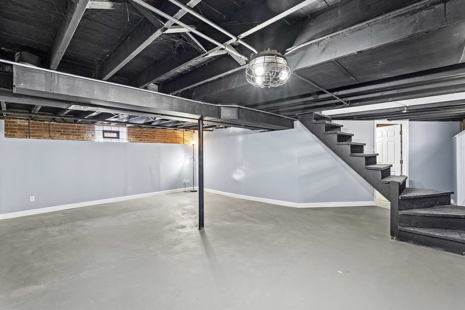 32 166th Place, Calumet City, IL 60409
