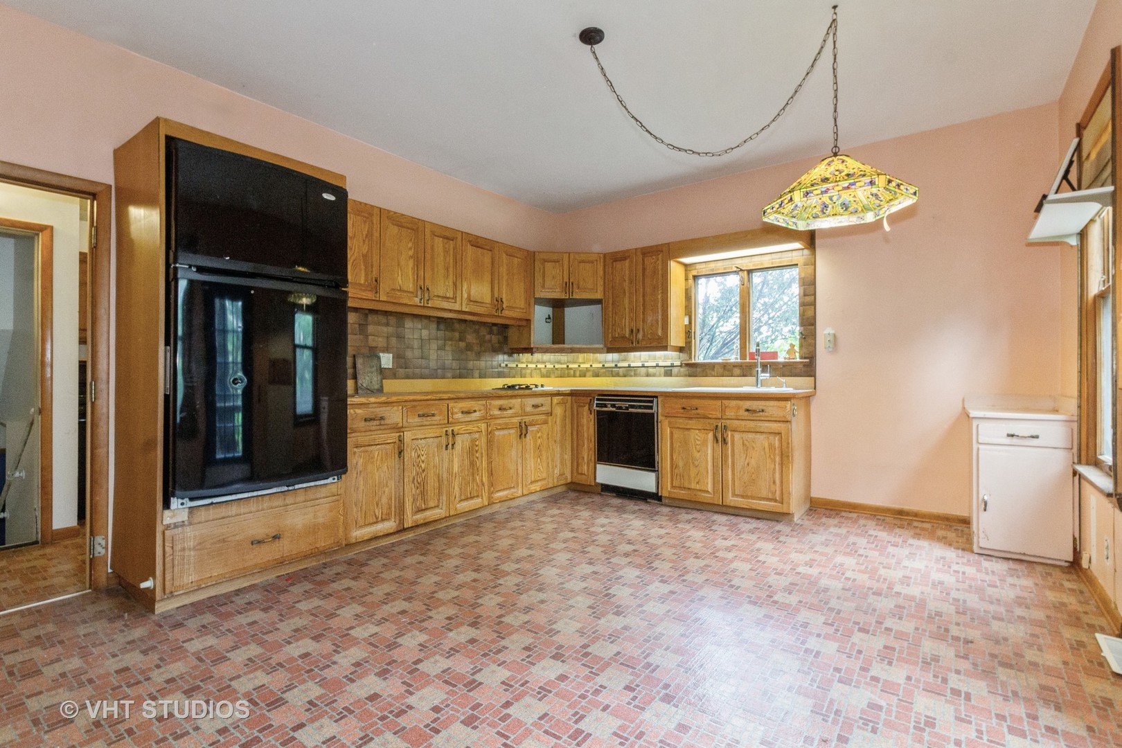 300 N River Road, Naperville, IL 60540