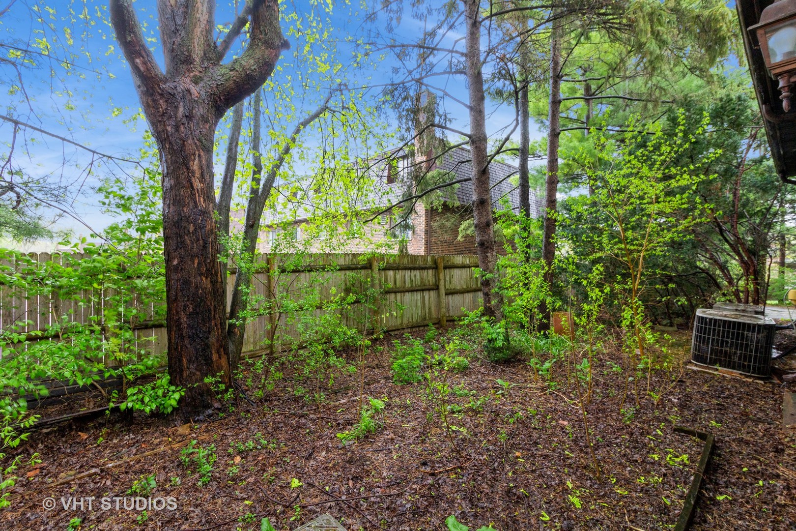 300 N River Road, Naperville, IL 60540