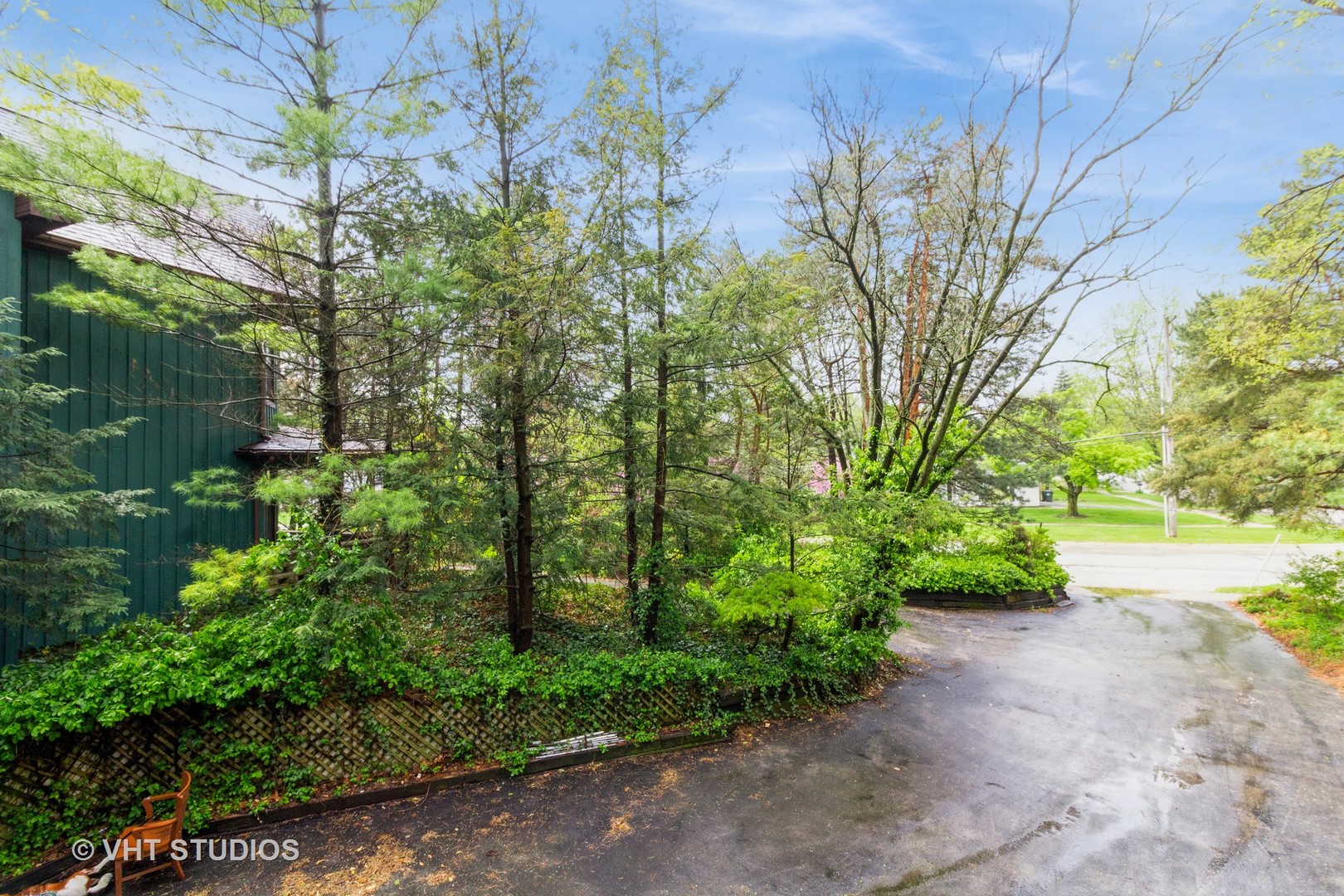 300 N River Road, Naperville, IL 60540
