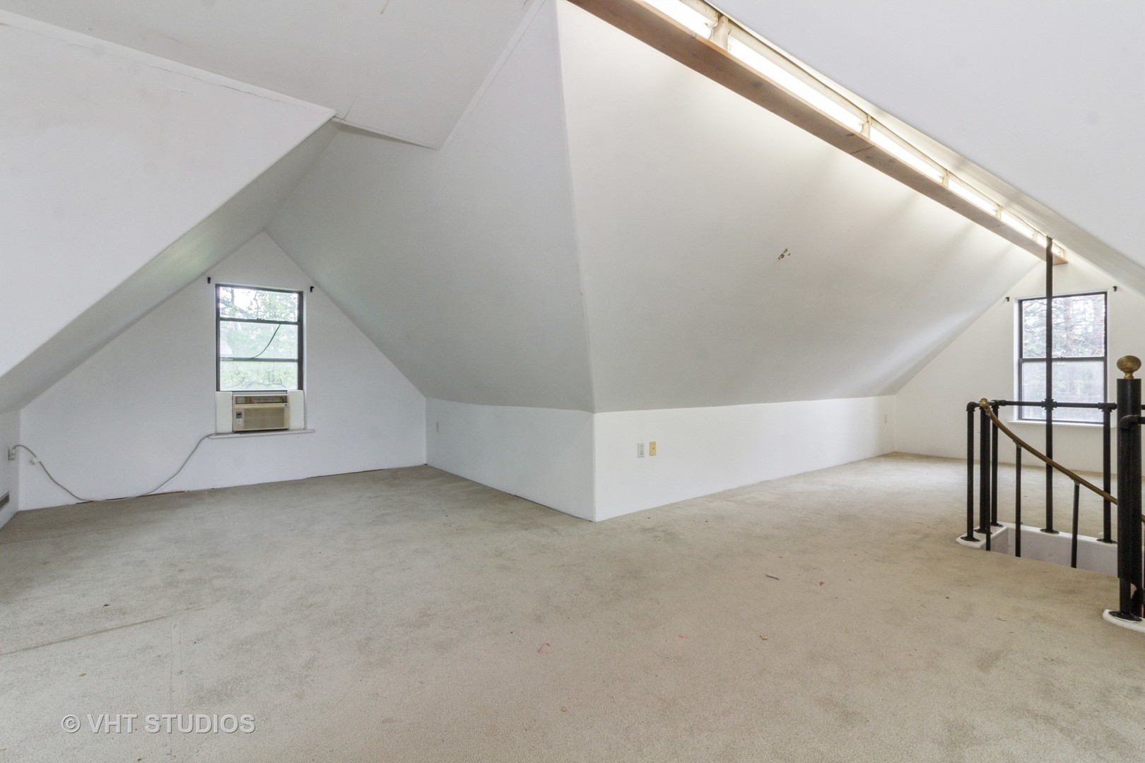 300 N River Road, Naperville, IL 60540