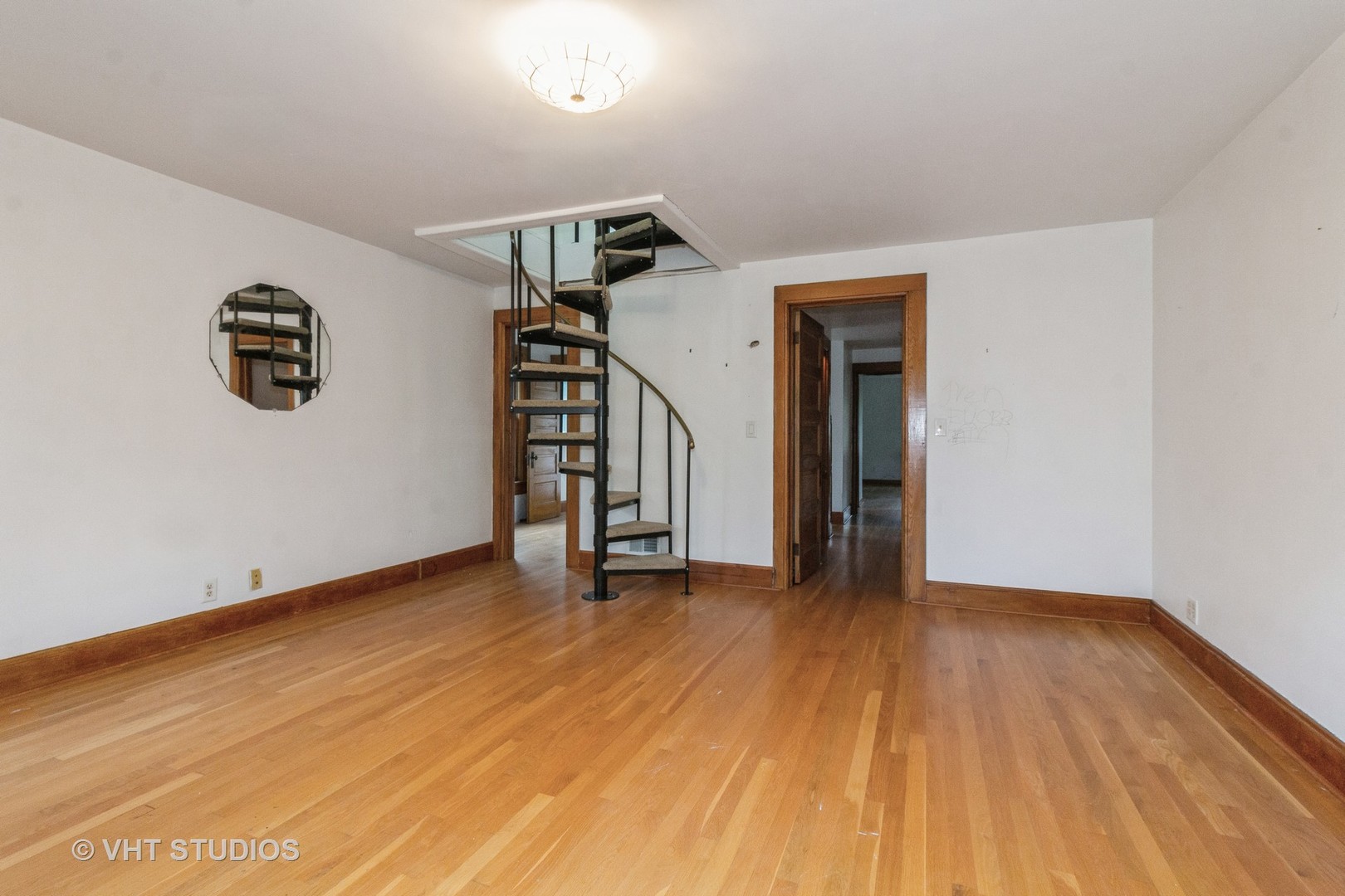 300 N River Road, Naperville, IL 60540