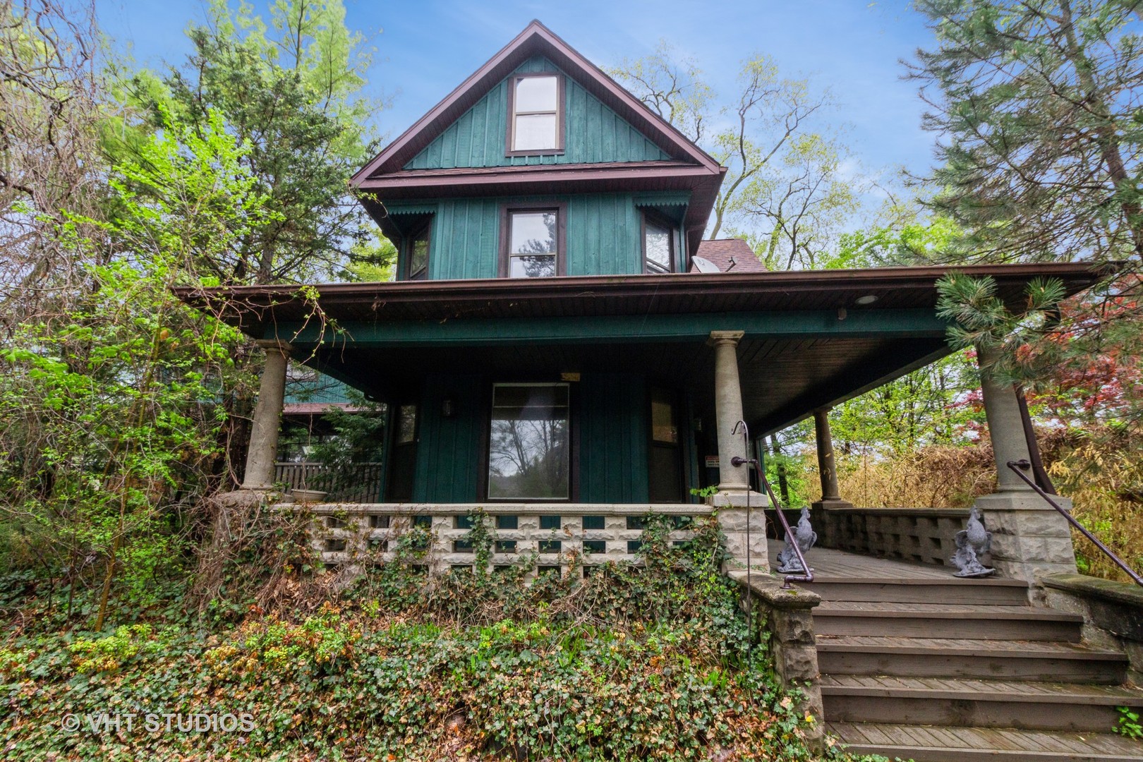 300 N River Road, Naperville, IL 60540
