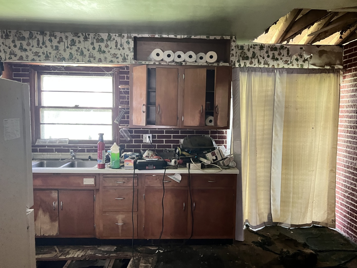 617 E FAIRVIEW Drive, DeKalb, IL 60115