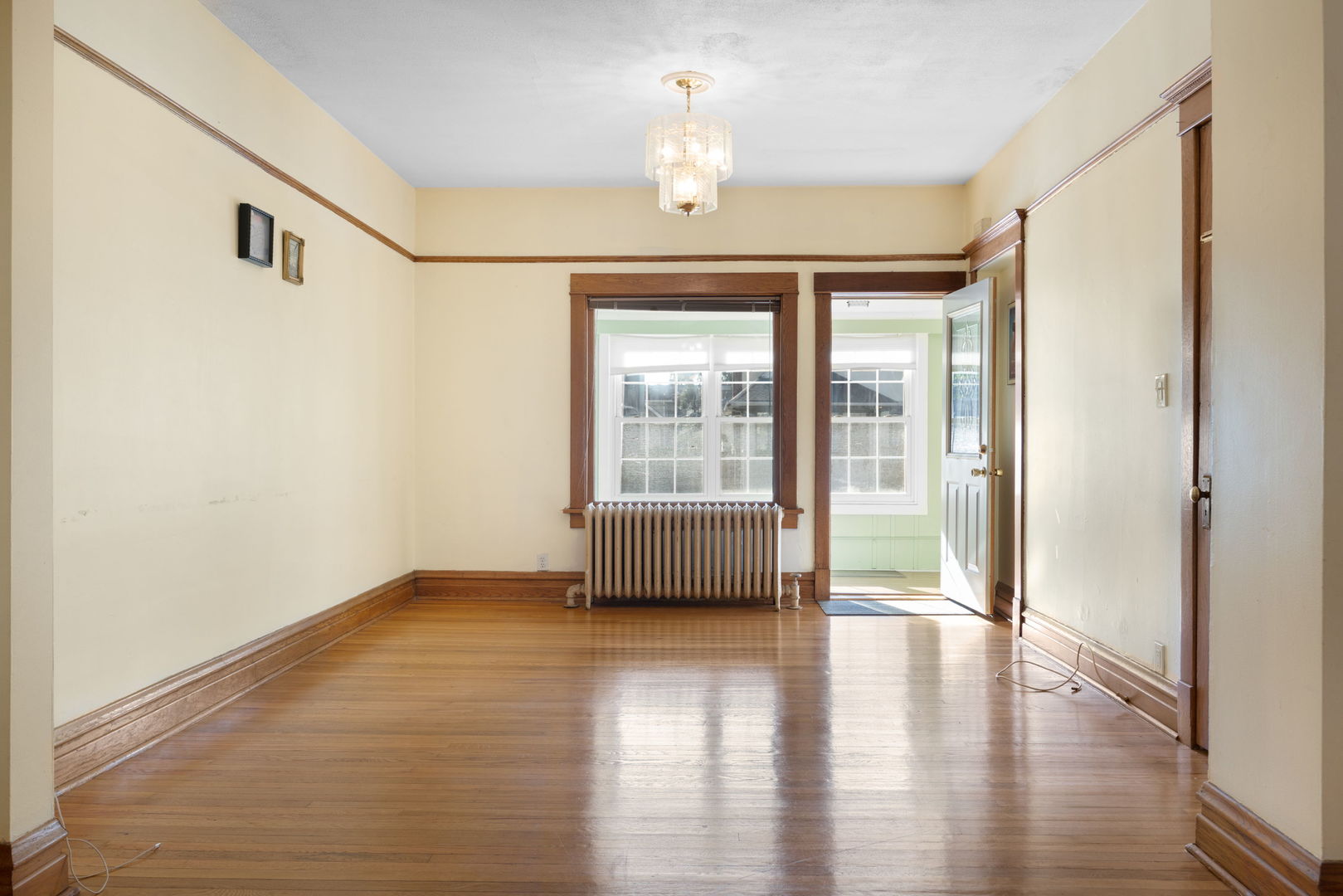 706 S Oak Park Avenue, Oak Park, IL 60304