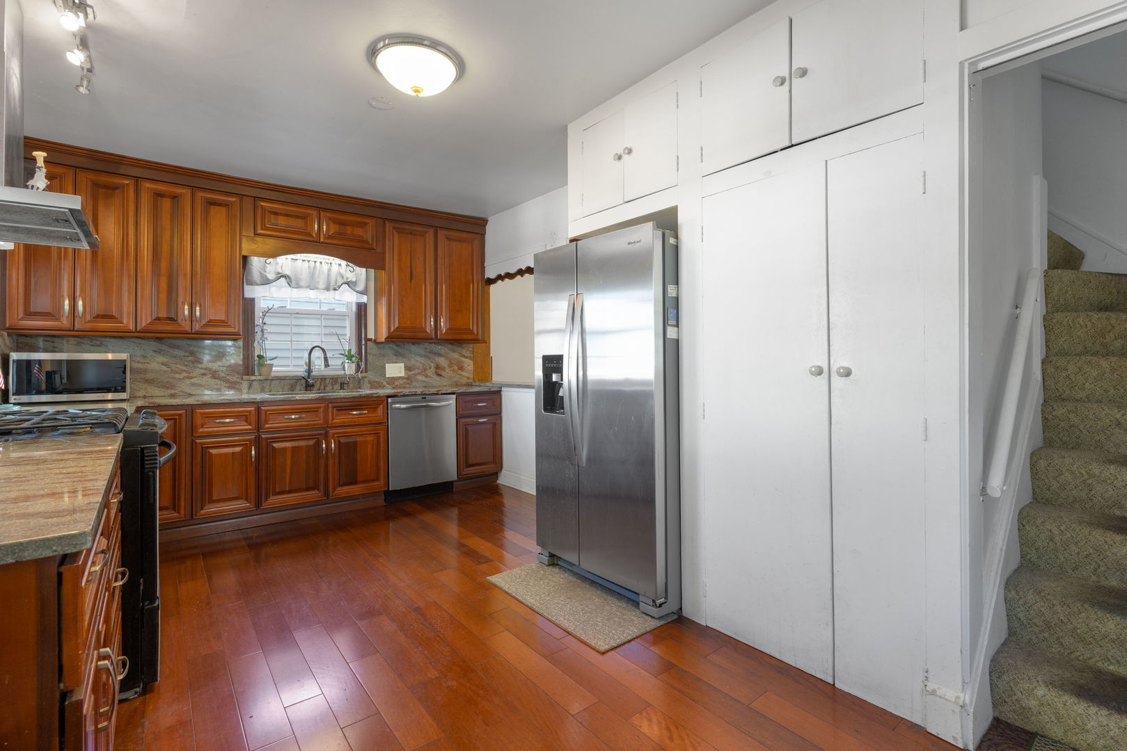 706 S Oak Park Avenue, Oak Park, IL 60304