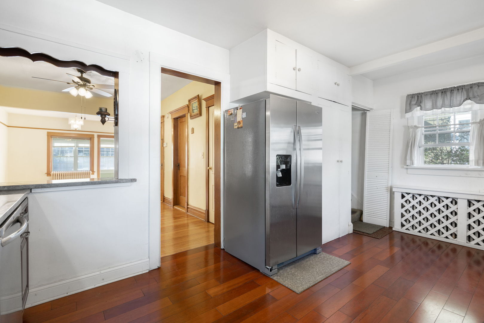 706 S Oak Park Avenue, Oak Park, IL 60304