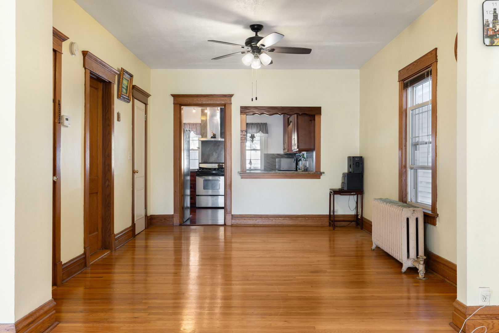 706 S Oak Park Avenue, Oak Park, IL 60304