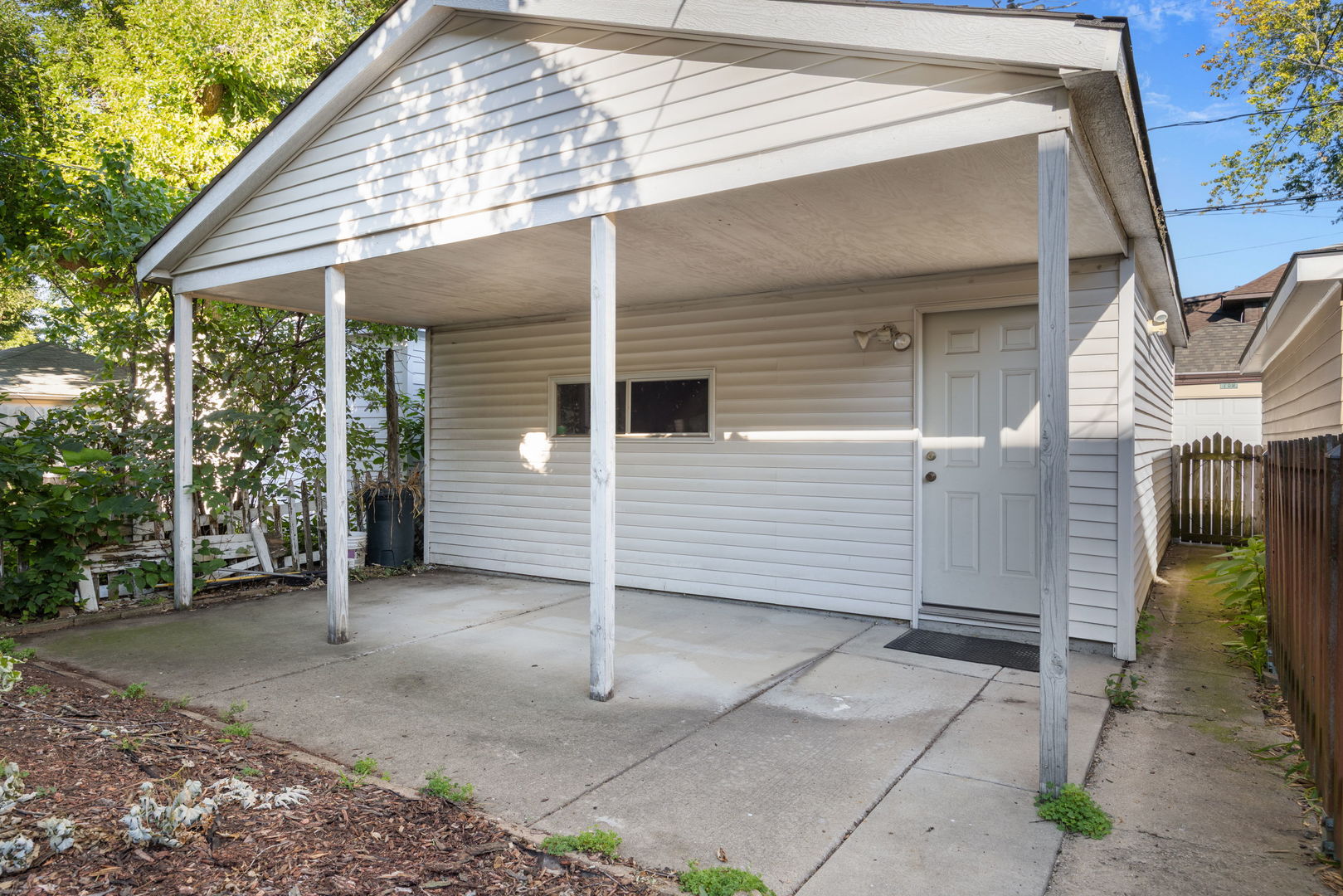 706 S Oak Park Avenue, Oak Park, IL 60304