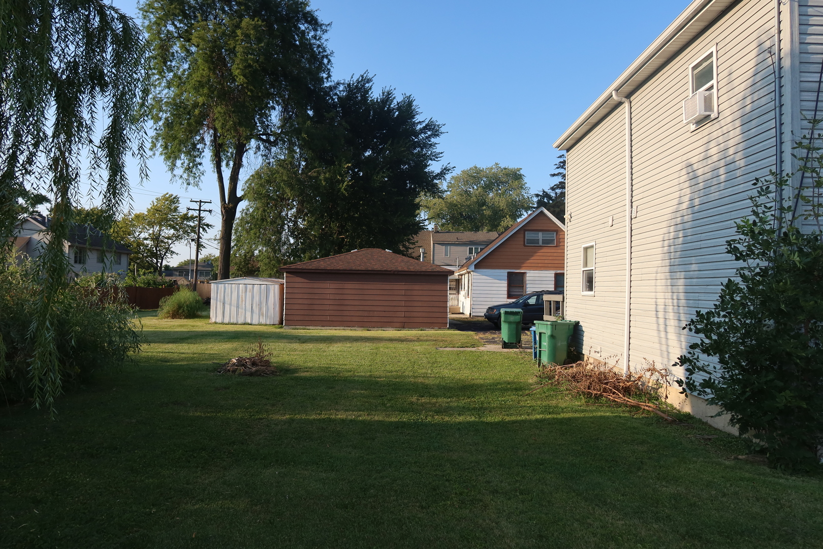 8638 Central Avenue, Burbank, IL 60459