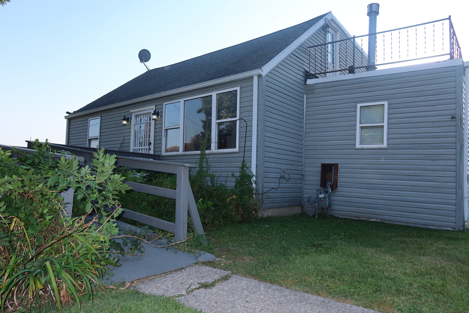 8638 Central Avenue, Burbank, IL 60459