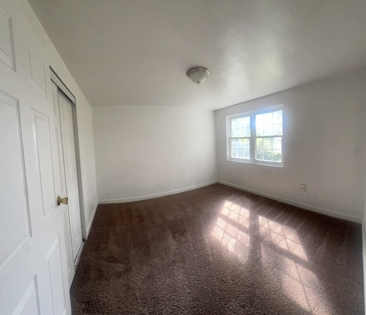 921 N Prairie Avenue, Joliet, IL 60435