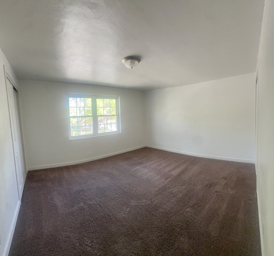921 N Prairie Avenue, Joliet, IL 60435