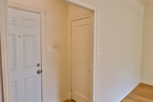 3302 Kenilworth Avenue #306, Berwyn, IL 60402